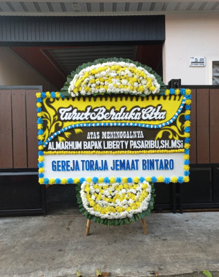 Papan Bunga Duka di Kepulauan Karimata